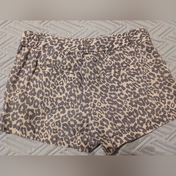 Cynthia Rowley Linen leopard print shorts - Picture 2 of 3